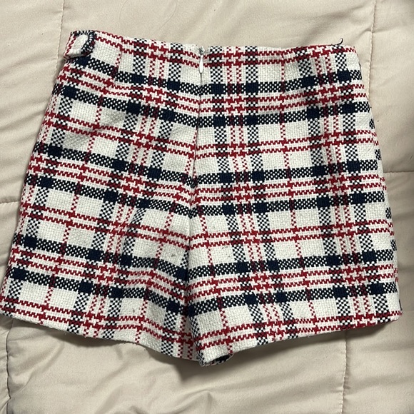 Forever 21 Girls Plaid Skort - Picture 2 of 3